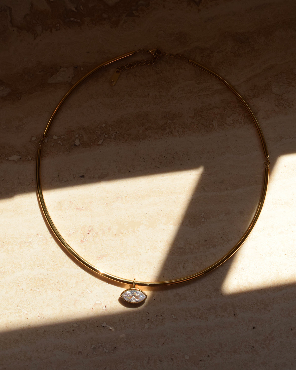 ELLA Collar Necklace