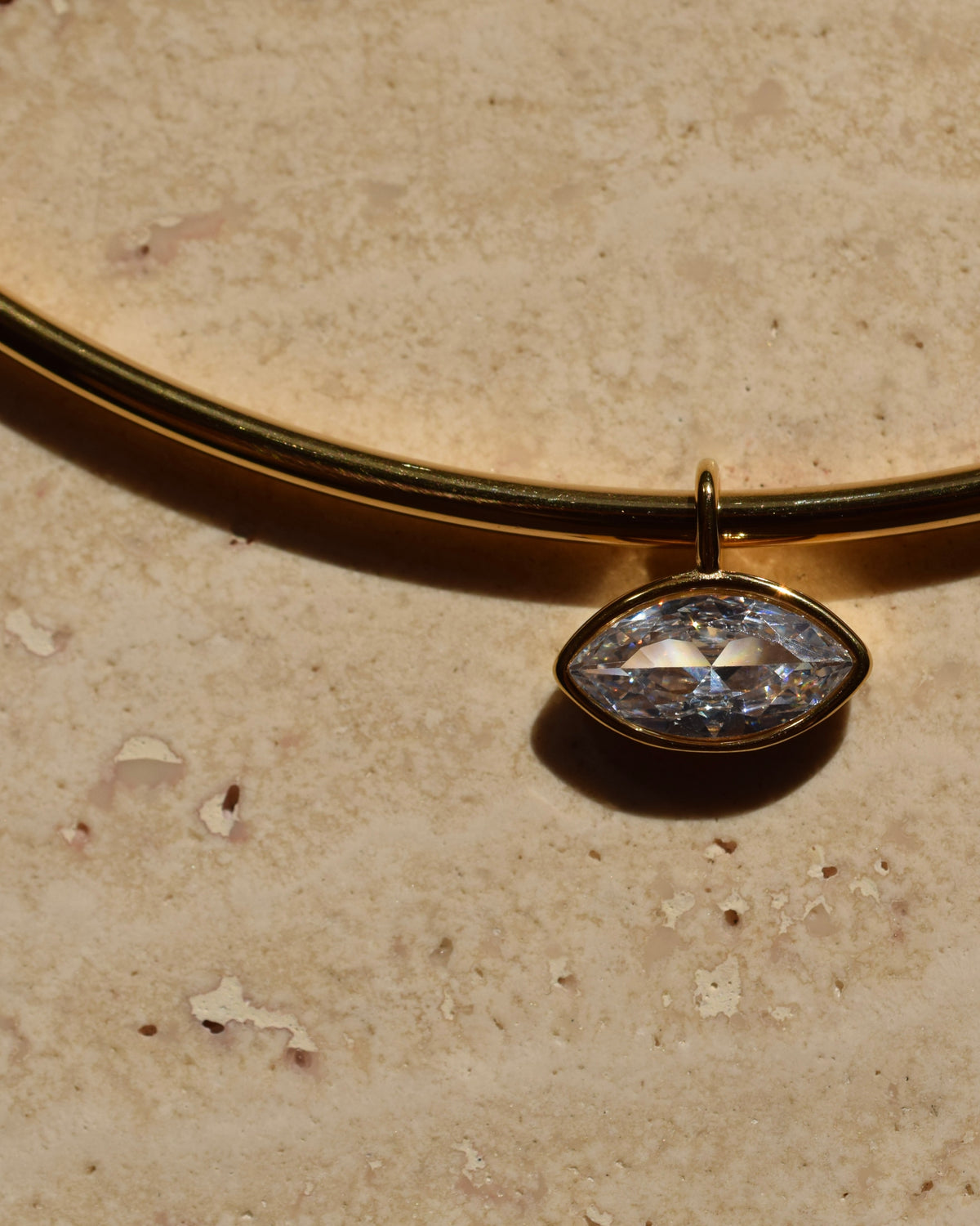 ELLA Collar Necklace