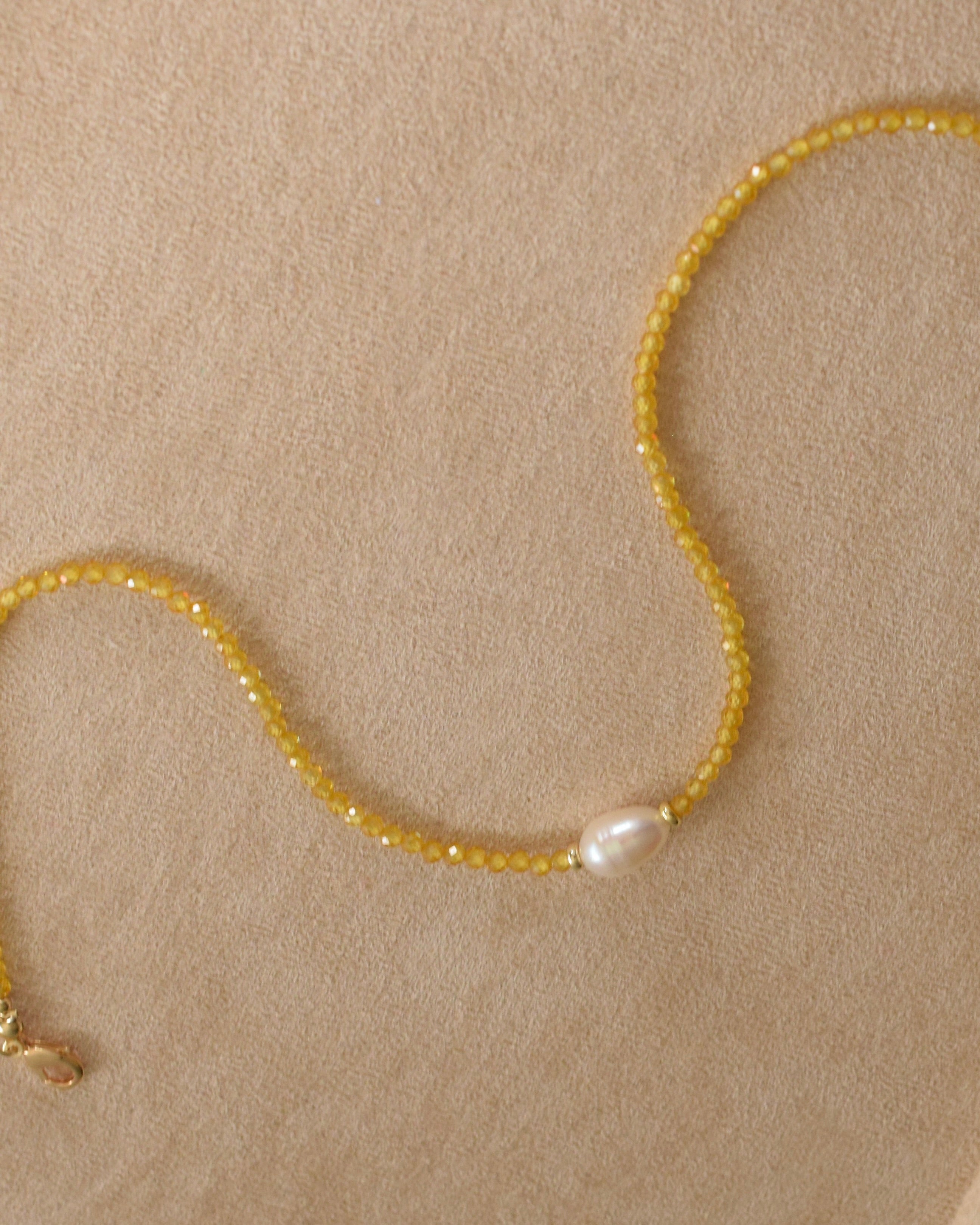 STELLINA Yellow Choker