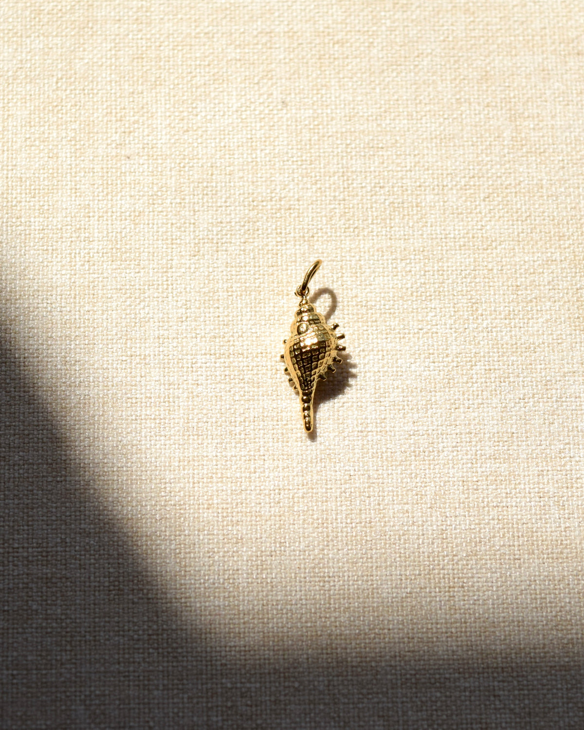 CONCH SHELL Charm
