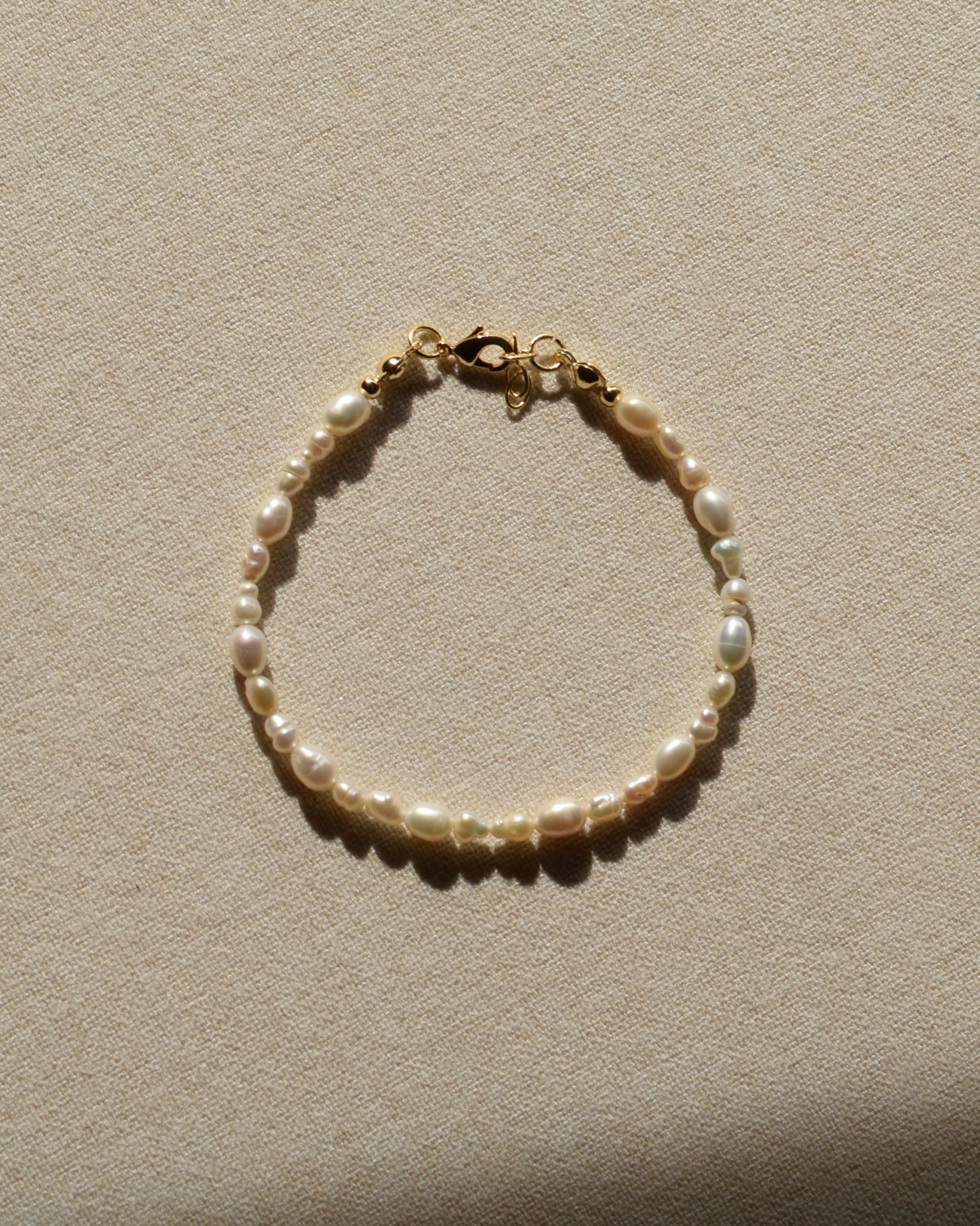 LUNA Pearl Bracelet