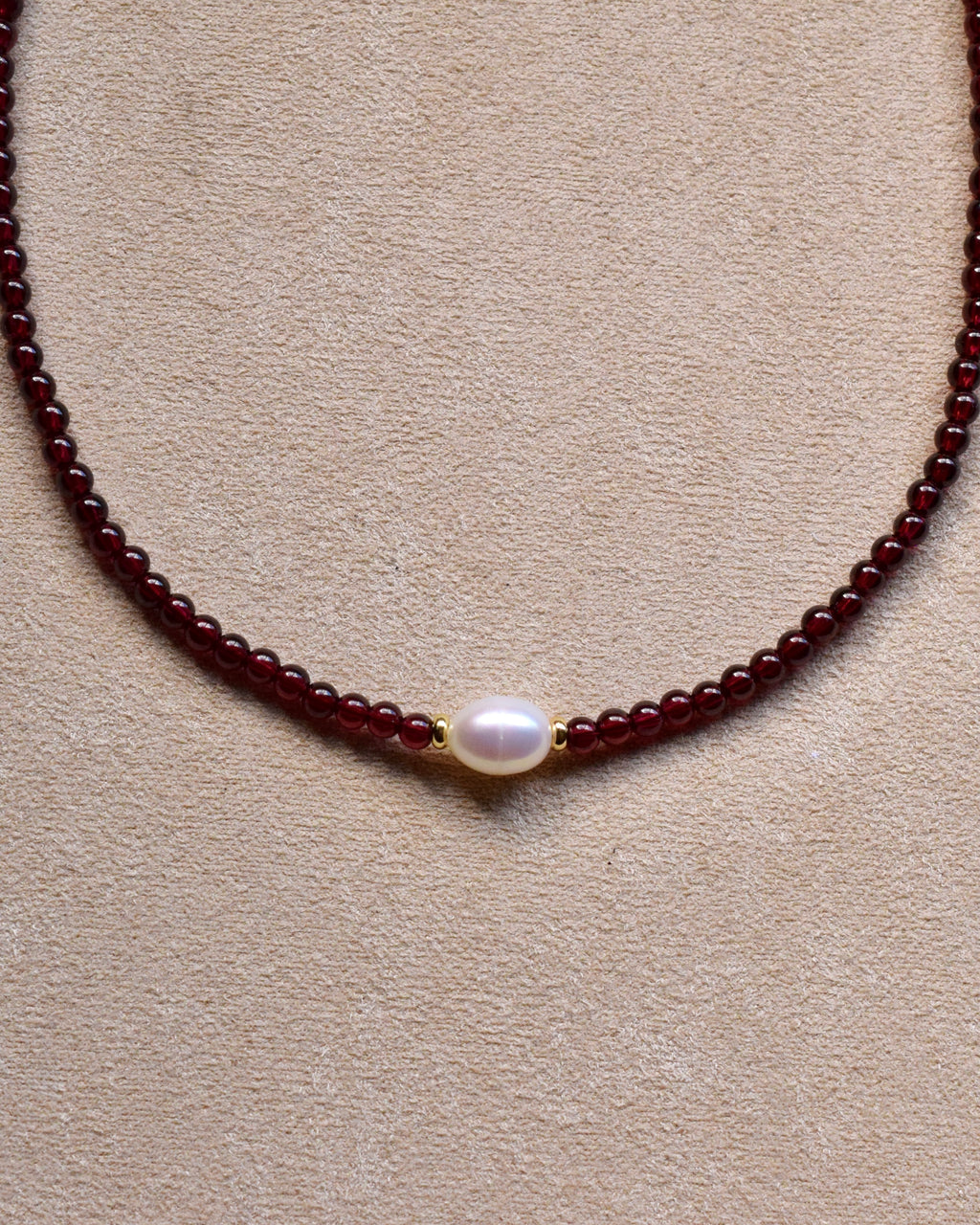 ROUGE Necklace