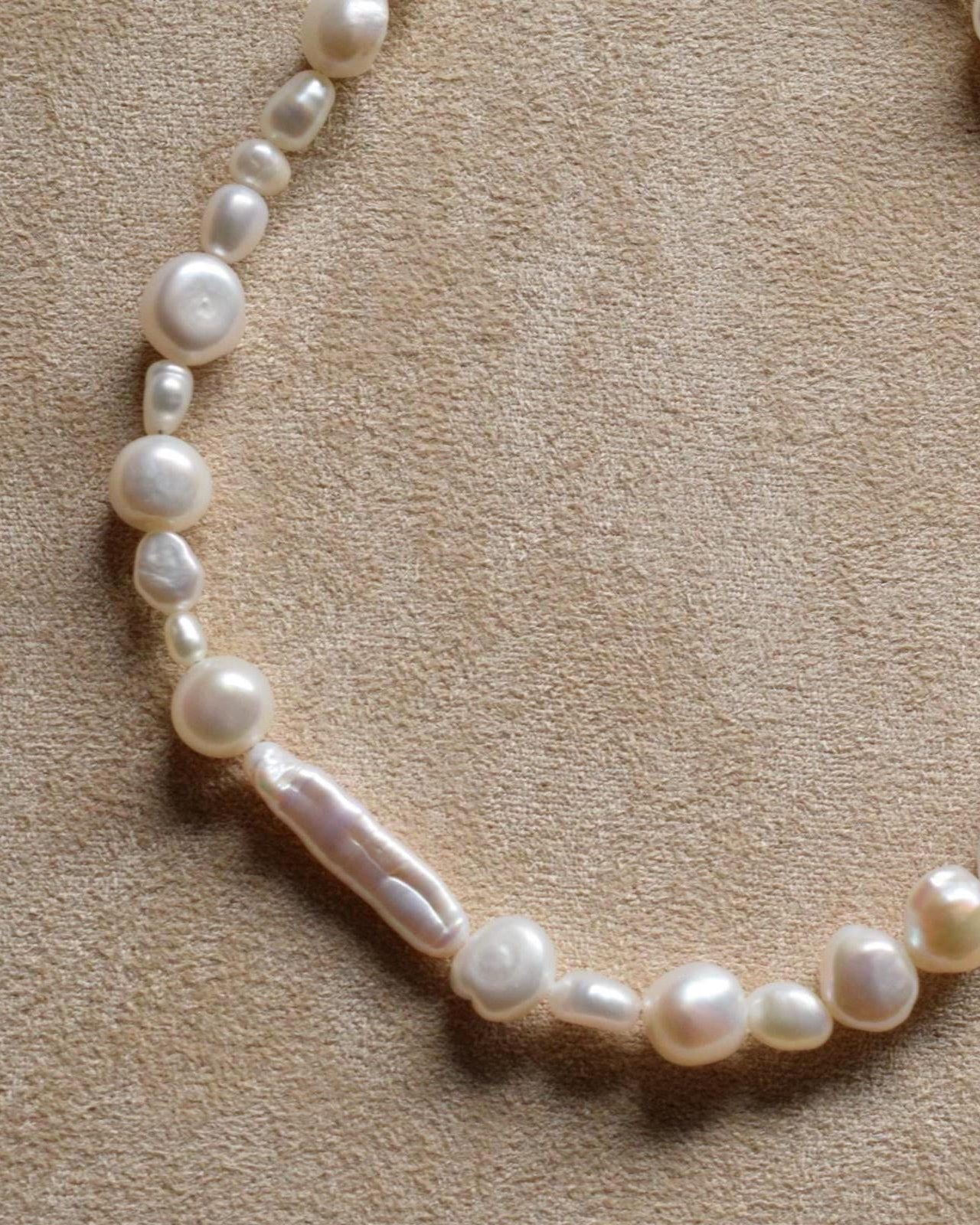 LUMI Pearl Choker